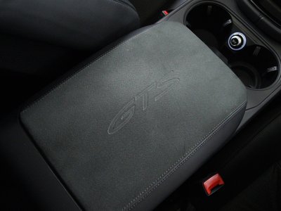 2025 Porsche CAYENNE thumbnail 64