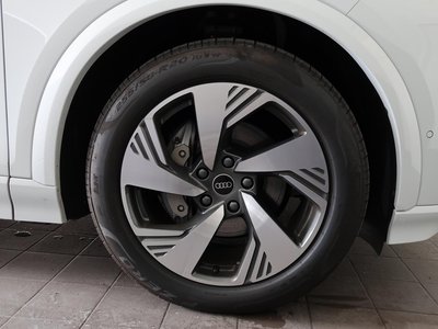 صورة 8 لـ 2025 AUDI Q6 E-TRON