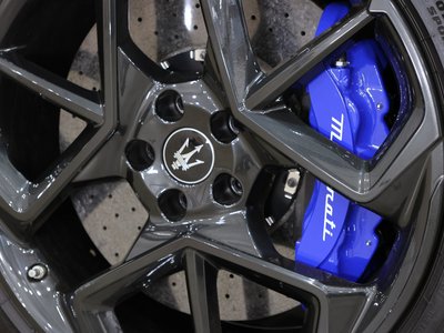 2022 Maserati MC20 photo 10
