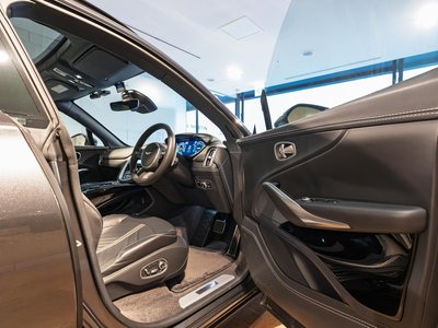 صورة مصغرة 13 لـ 2024 Aston Martin DBX