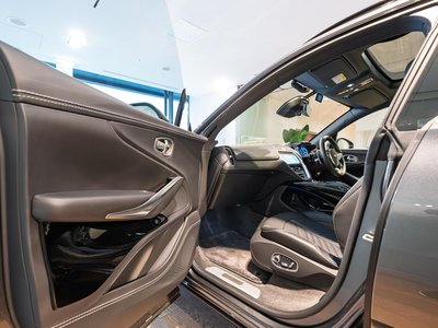 صورة مصغرة 18 لـ 2024 Aston Martin DBX