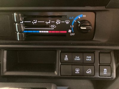 2024 Toyota LAND CRUISER 70 thumbnail 49