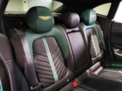2026 Aston Martin DBX — миниатюра 32