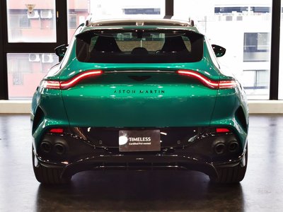 2026 Aston Martin DBX — миниатюра 21