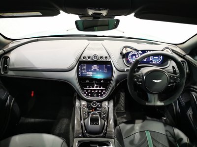 2026 Aston Martin DBX — миниатюра 28