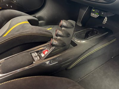 2021 Ferrari 488 PISTA thumbnail 36