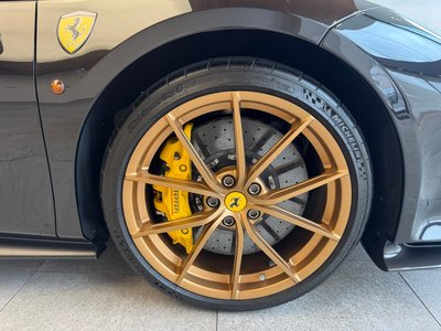 2021 Ferrari 488 PISTA thumbnail 31