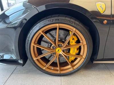 2021 Ferrari 488 PISTA thumbnail 28