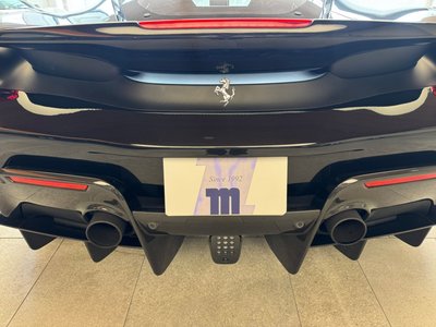 2021 Ferrari 488 PISTA thumbnail 25