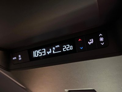 2025 Toyota ALPHARD — фото 43