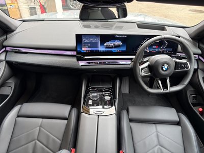 2026 BMW 5 SERIES — фото 2