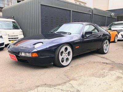 1990 Porsche 928 photo 10