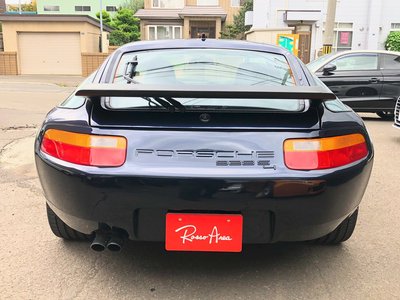 1990 Porsche 928 photo 11