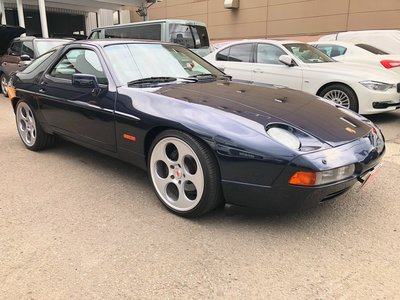 1990 Porsche 928 photo 13