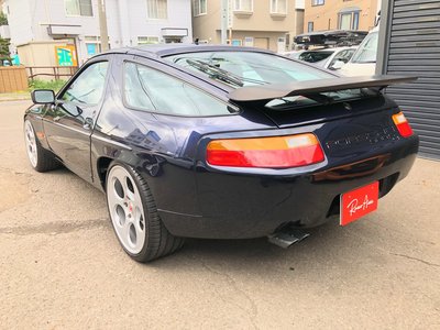 1990 Porsche 928 photo 9