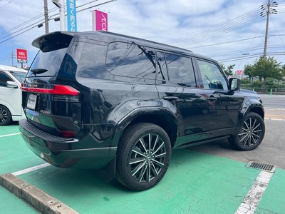 2025 Lexus GX photo 24