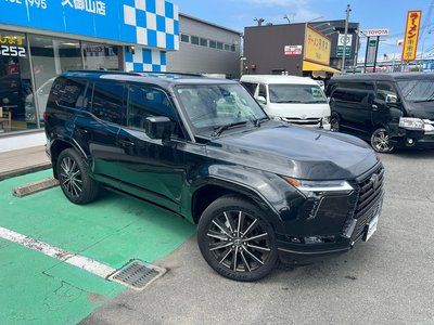 2025 Lexus GX photo 7