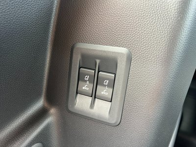 2025 Lexus GX photo 59