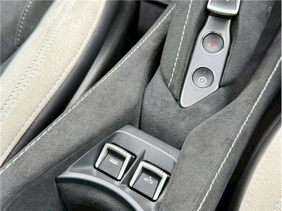 صورة مصغرة 39 لـ 2024 Mclaren 750S SPIDER