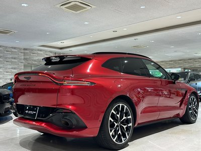2021 Aston Martin DBX — фото 15
