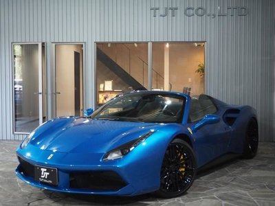 صورة مصغرة 2 لـ 2016 Ferrari 488 SPIDER