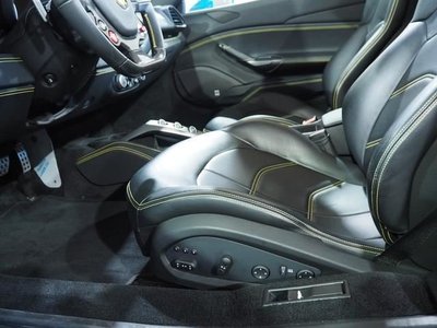 صورة مصغرة 14 لـ 2016 Ferrari 488 SPIDER