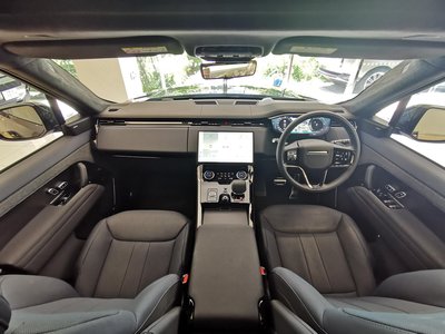 2024 LAND Rover RANGE ROVER SPORT photo 4