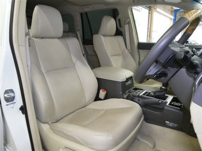 2023 Toyota LAND CRUISER PRADO 缩略图 29