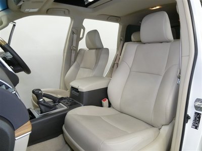 2023 Toyota LAND CRUISER PRADO 缩略图 30