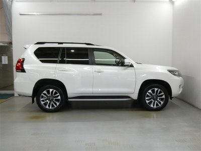 2023 Toyota LAND CRUISER PRADO 缩略图 4