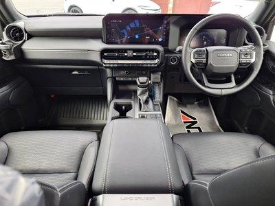 صورة مصغرة 10 لـ 2025 Toyota LAND CRUISER 250