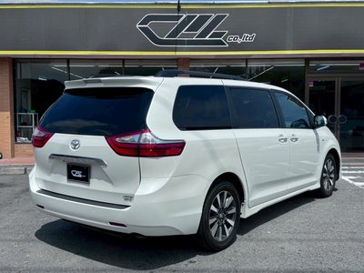 صورة 4 لـ 2018 Toyota SIENA