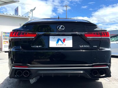 صورة مصغرة 17 لـ 2018 Lexus LS