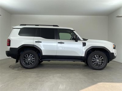 صورة مصغرة 13 لـ 2024 Toyota LAND CRUISER 250