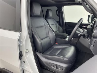 صورة مصغرة 18 لـ 2024 Toyota LAND CRUISER 250