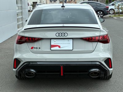 صورة 5 لـ 2025 AUDI RS3 SEDAN