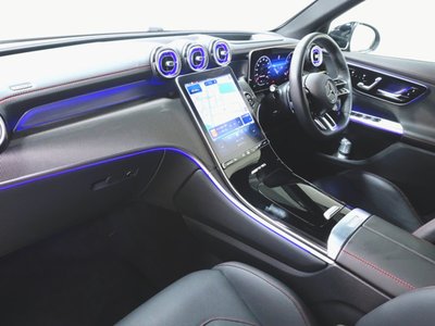 2025 Mercedes-BENZ GLC AMG 照片 11