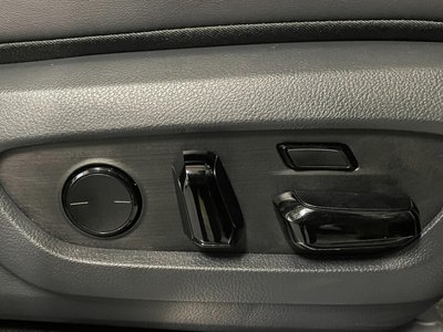 2025 Lexus GX thumbnail 34