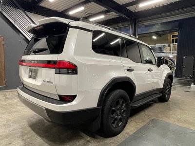 2025 Lexus GX photo 6