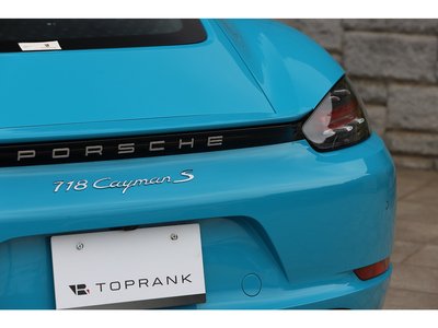 2020 Porsche 718 thumbnail 32