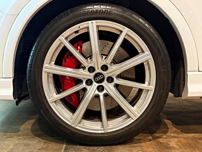 صورة 16 لـ 2021 AUDI RS Q3