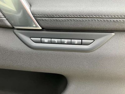 2025 LAND Rover DISCOVERY SPORT photo 14