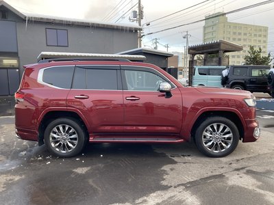 2023 Toyota LAND CRUISER 300 — фото 4