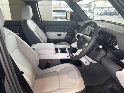 2025 LAND Rover DEFENDER — миниатюра 37
