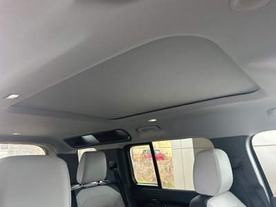 2025 LAND Rover DEFENDER — миниатюра 129