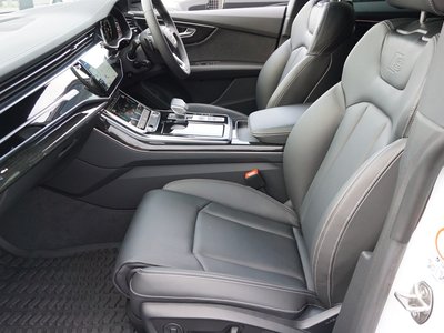 2024 AUDI Q8 — миниатюра 25