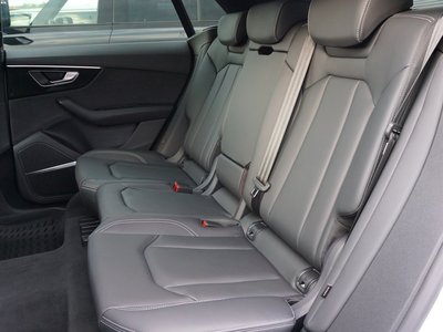 2024 AUDI Q8 — миниатюра 27