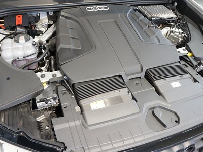 2024 AUDI Q8 — миниатюра 17