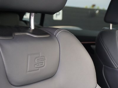 2024 AUDI Q8 — миниатюра 23