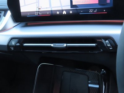 2025 BMW X1 thumbnail 70